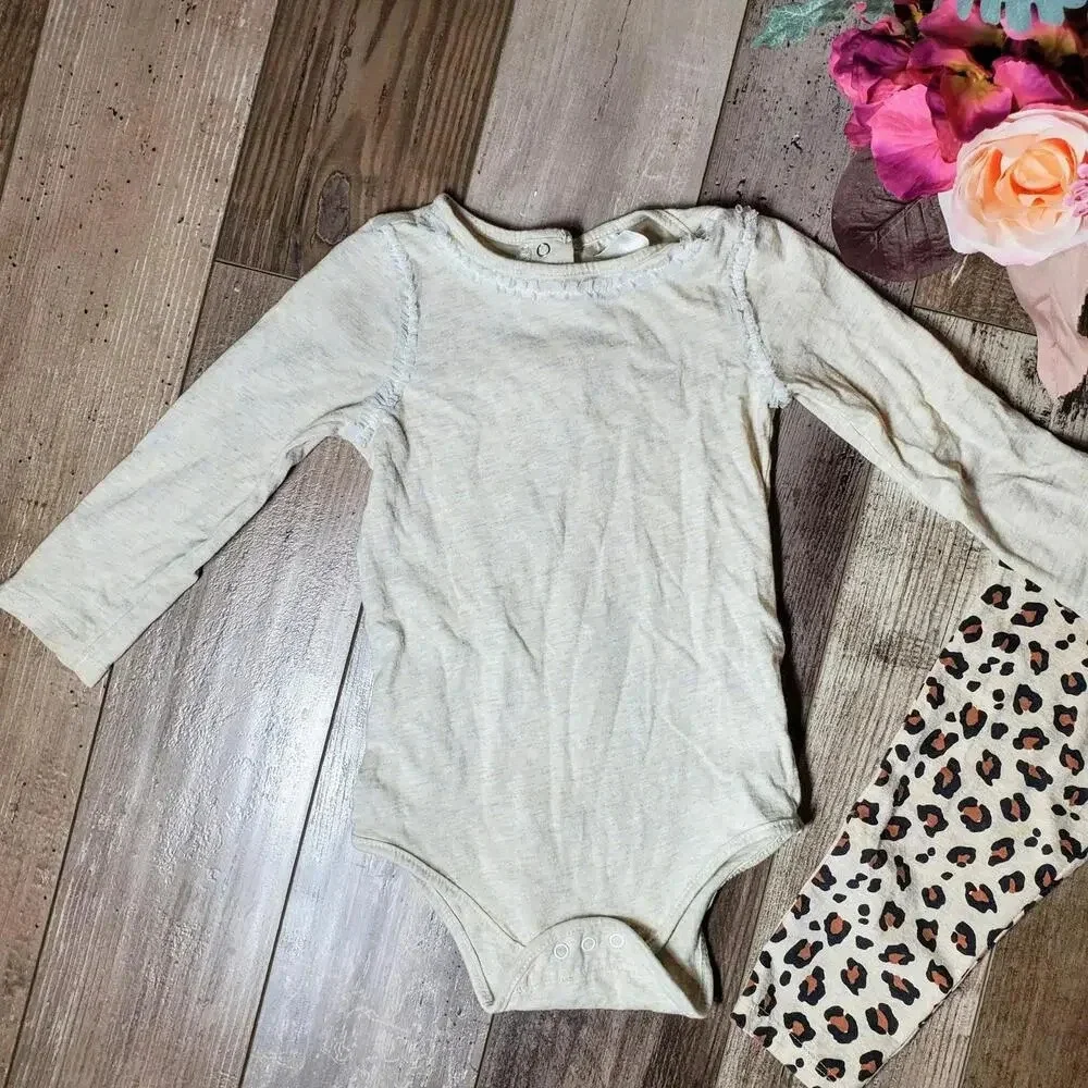 Shimmery Beige Tulle-Trimmed Top with Leopard Print Bottoms Outfit Size 24m